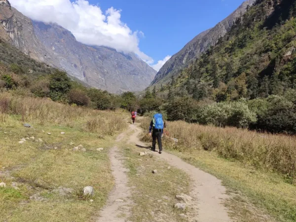 Langtang Valley Trek and Yala Peak 5600m. - Image 4